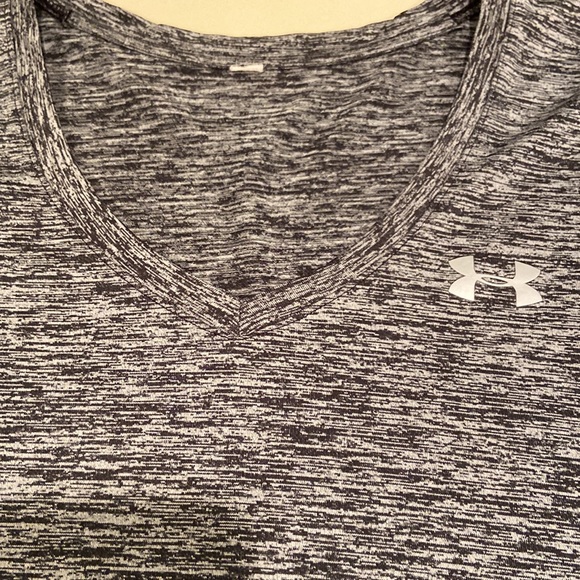 Under Armour Heatgear Shirt Size Large - Picture 3 of 4